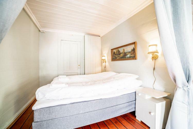 Laerdalsoren Motor Guesthouse Lærdalsøyri Екстериор снимка