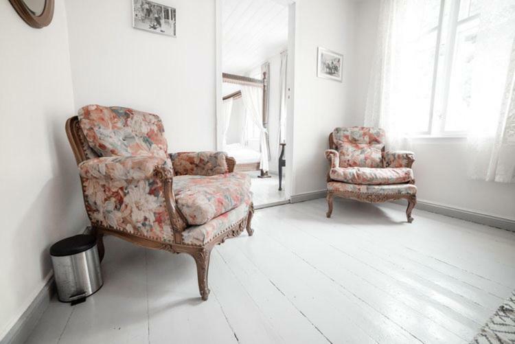 Laerdalsoren Motor Guesthouse Lærdalsøyri Екстериор снимка